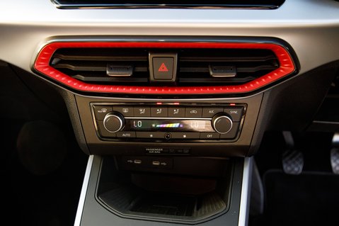 SEAT Arona ECOTSI FR 33