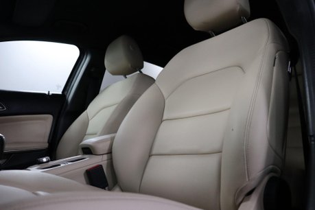 Mercedes-Benz GLA GLA 200 SE 35