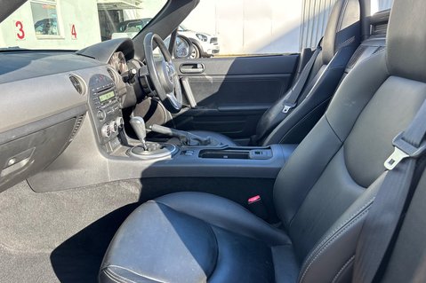 Mazda MX-5  AUTOMATIC.. CONVERTIBLE.. 10 SERVICES..HEATED LEATHER..AIR CON..CRUISE..  7