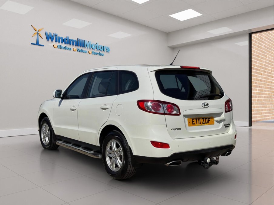 2011 Hyundai SANTA FE — image 8