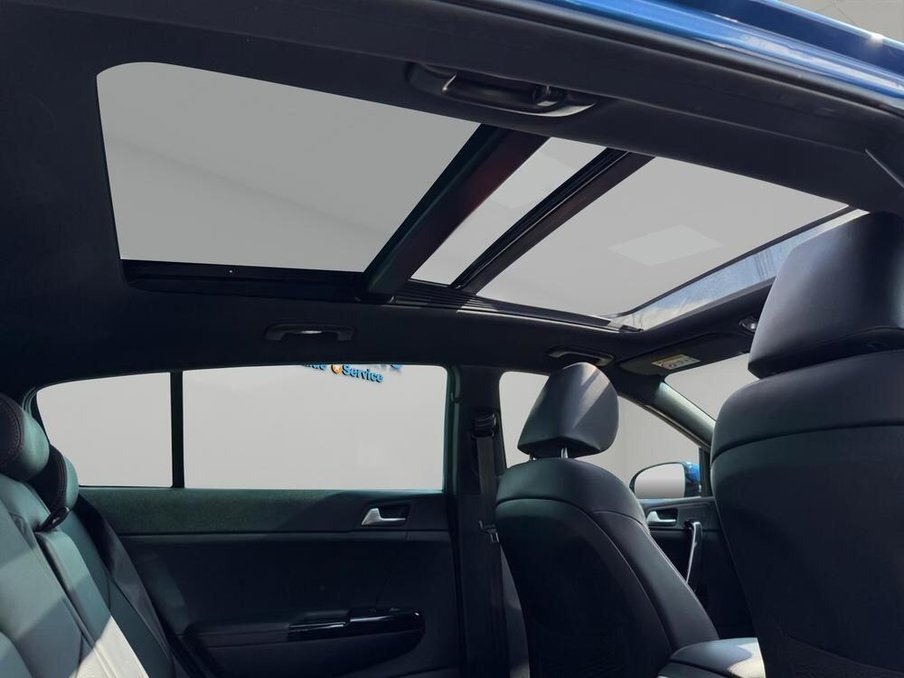 2020 Kia Sportage — image 3