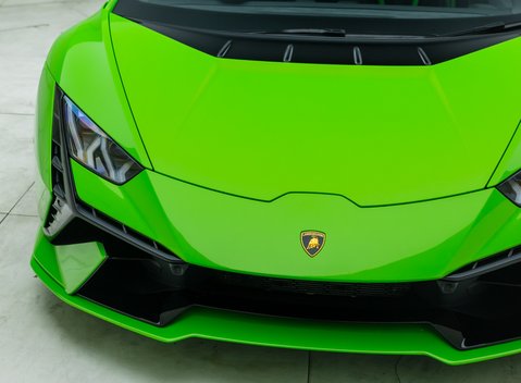 Lamborghini Huracan TECNICA 28