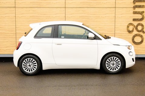 Fiat 500e ACTION 9