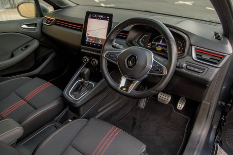 Renault Clio RS LINE E-TECH