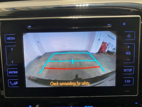 Toyota Hilux INVINCIBLE 4WD D-4D DCB 15