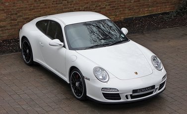 Porsche 911 (997) Carrera 4 GTS 17