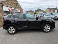 Nissan Qashqai DIG-T ACENTA PREMIUM 8