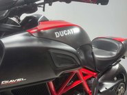 Ducati Diavel 1198 CARBON EDITION 24K 1 OWNER JUST SERVICED MOT APRIL 2027 43
