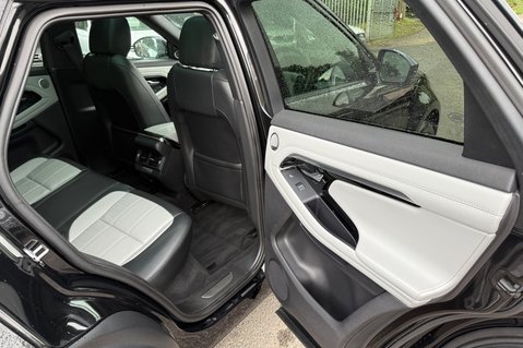 Land Rover Range Rover Evoque R-DYNAMIC HSE MHEV -ADAPTIVE CRUISE -PAN ROOF -HEATED S/WHEEL - FULL S/HIST 30