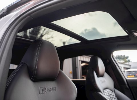 Audi RS6 Avant Performance 15