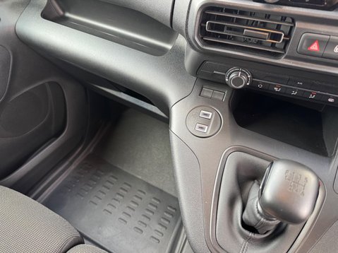 Peugeot Partner BLUEHDI PROFESSIONAL L1 25