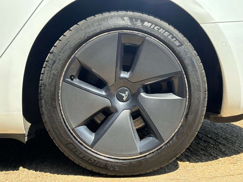Tesla Model 3 Model 3 Standard Range + 4dr 35