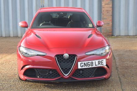 Alfa Romeo Giulia V6 BITURBO QUADRIFOGLIO 2