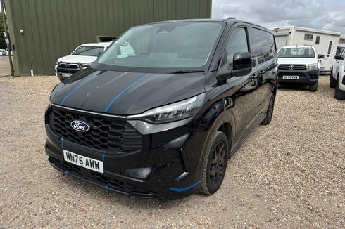 Ford Transit Custom AUTO SWB L1H1 (SOLD CM) Low Roof Sport 320 Air Con 165 Bhp Alloys Sensors C