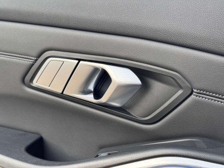 BMW M3 3.0 M3 Competition M xDrive Auto 4WD 5dr 85