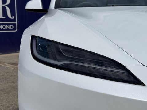 Tesla Model 3 Saloon 4dr Electric Auto RWD (208 ps) 12