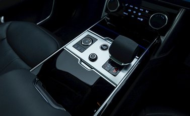 Land Rover Range Rover P440e HSE 19