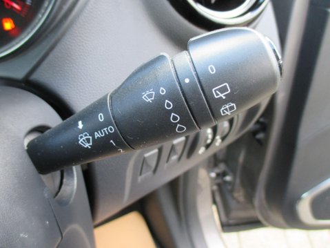 Renault Captur 0.9 TCe ENERGY Iconic Euro 6 (s/s) 5dr 34