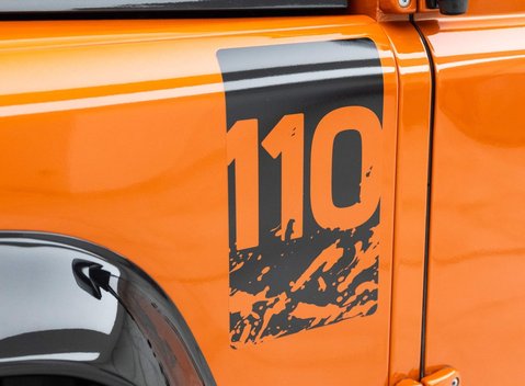 Land Rover Defender 110 Adventure Edition 22