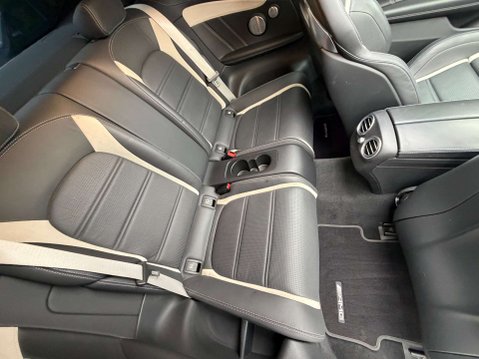 Mercedes-Benz C Class 4.0 AMG C 63 S Premium+ Auto 2dr 27