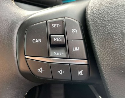 Ford Focus 1.0 Focus Vignale 5dr 56