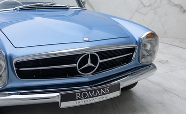 Mercedes-Benz 280 SL W113 Pagoda 33