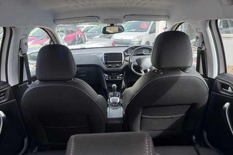 Peugeot 2008 BLUE HDI ALLURE…8 SERVICES JUST £20 R/TAX..SAT NAV..CRUISE..A.CON..1/2 LEAT 3