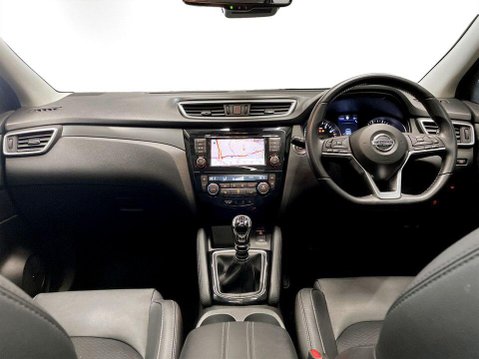 Nissan Qashqai 1.3 DIG-T Tekna SUV 5dr Petrol Manual Euro 6 (s/s) (140 ps) 20