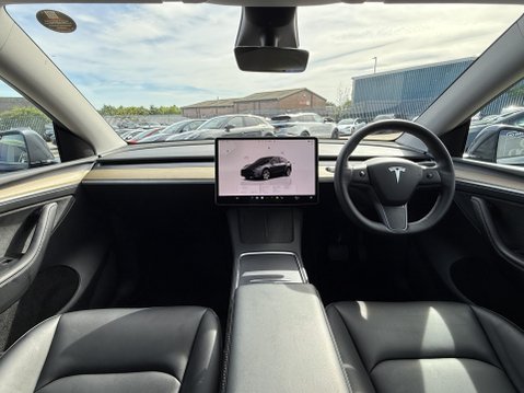 Tesla Model Y (Dual Motor) Long Range SUV 5dr Electric Auto 4WDE (384 bhp) 26