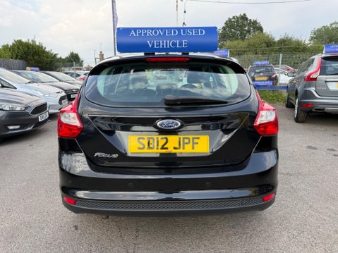 Ford Focus 1.6 Zetec Euro 5 5dr 9