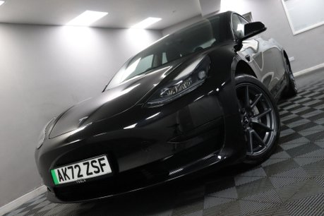 Tesla Model 3 MODEL 3 32
