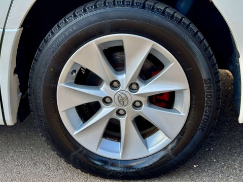 Toyota Alphard V6 4WD TOWBAR 90