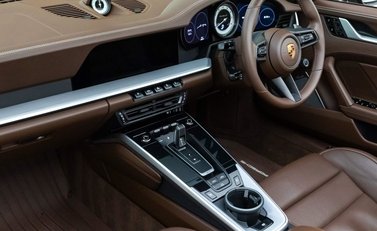 Porsche 911 Turbo S Cabriolet (992) 14