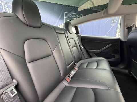 Tesla Model 3 Saloon 4dr Electric Auto RWD (241 bhp) 26