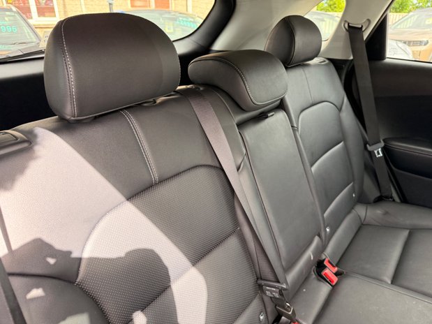 Kia Niro 3 14