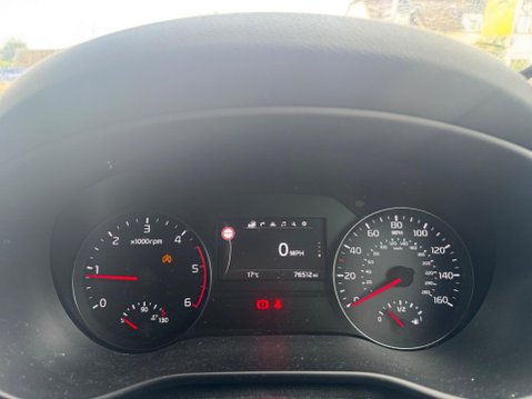 Kia Sportage 1.7 CRDi 4 Euro 6 (s/s) 5dr 9