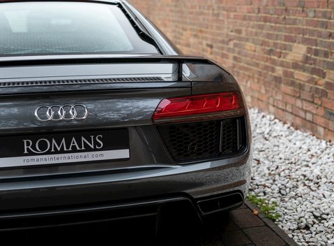 Audi R8 V10 Plus 20