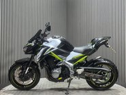 Kawasaki Z900 2019 69 PLATE FULL AKRAPOVIC ONLY 15K STUNNING NAKED BIKE 10
