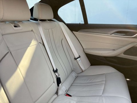 BMW 5 Series 2.0 530i M Sport Auto 4dr 27