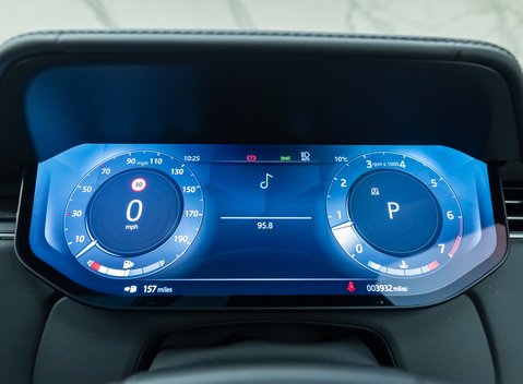 Land Rover Range Rover P530 SV 28