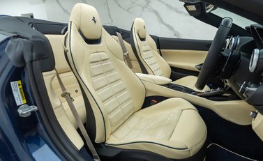 Ferrari Portofino M 15