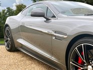 Aston Martin Vanquish V12 14