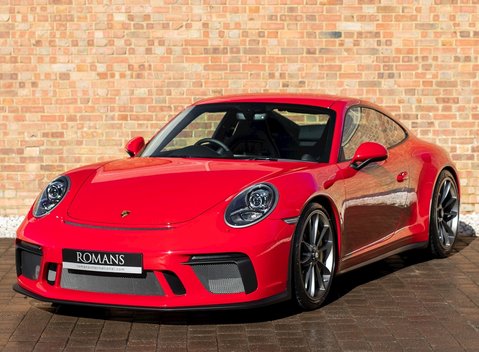 Porsche 911 GT3 Touring 6