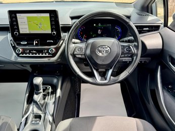 Toyota Corolla 1.8 VVT-h Design Touring Sports CVT Euro 6 (s/s) 5dr