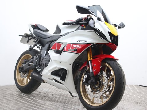 Yamaha R7 YZF R7 (YZF690) 3