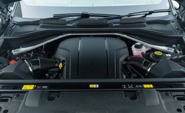 Land Rover Range Rover P615 SV LWB 42