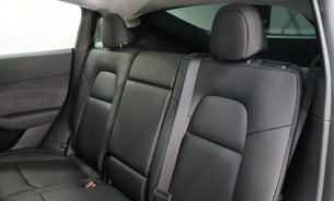 Tesla Model Y PERFORMANCE AWD GROK AI Assistant Solid Black Black Interior One Owner VATQ 16