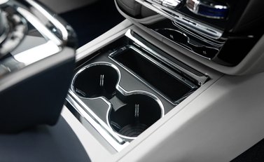 Rolls-Royce Phantom VIII EWB 29