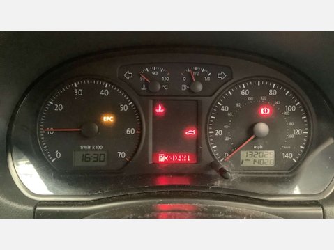 Volkswagen Polo 1.4 S Hatchback 5dr Petrol Automatic (185 g/km, 74 bhp) 9