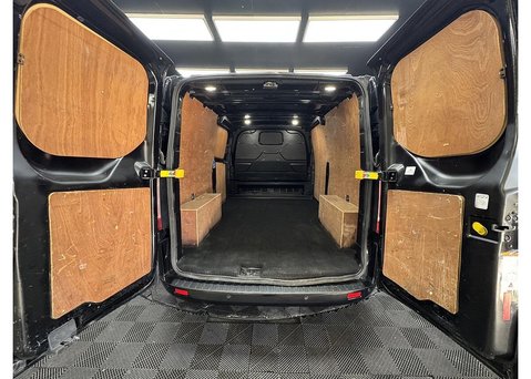 Ford Transit Custom 2.0 300 EcoBlue Limited Panel Van 5dr Diesel Manual L2 H1 Euro 6 (s/s) (130 35